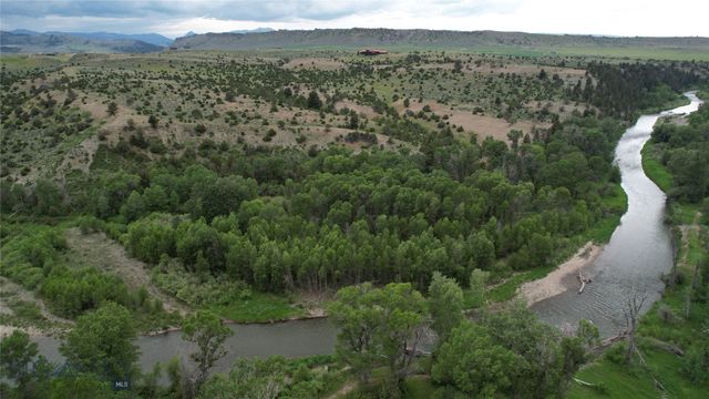 830 Castle Mountain Road, Clyde Park, MT 59018