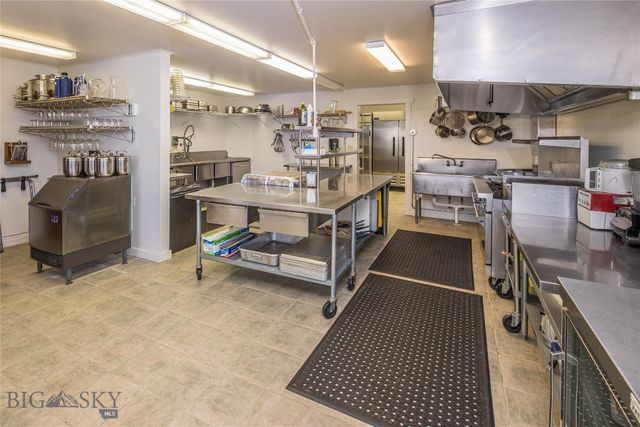 830 Castle Mountain Road, Clyde Park, MT 59018