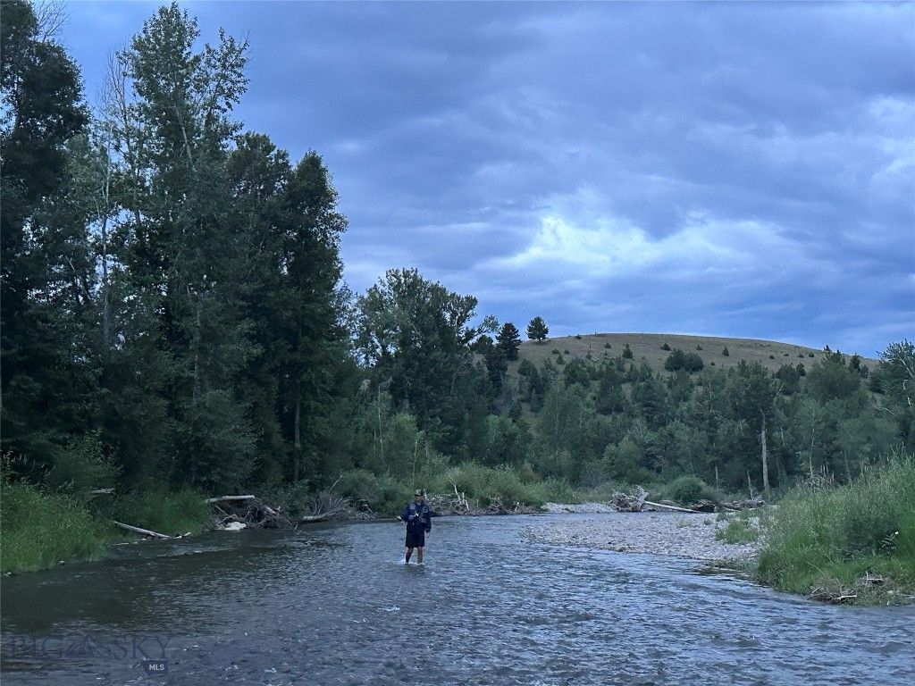 830 Castle Mountain Road, Clyde Park, MT 59018 photo 34