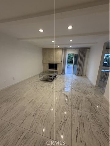 20454 Elkwood, Winnetka, CA 91306