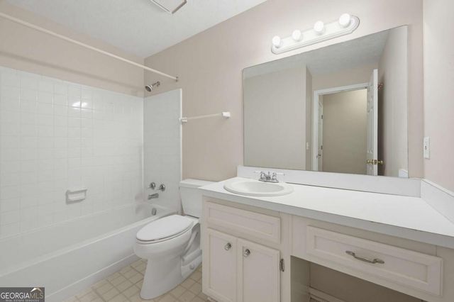 1302 Gettysburg Place, Atlanta, GA 30350