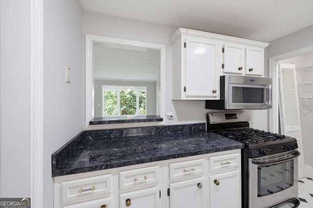 1302 Gettysburg Place, Atlanta, GA 30350