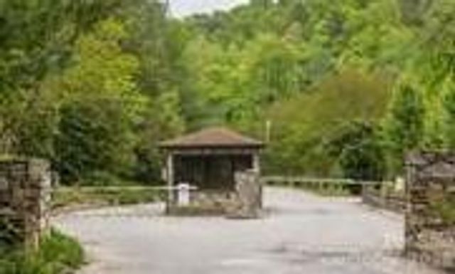 284 Oriole Drive, Lake Lure, NC 28746