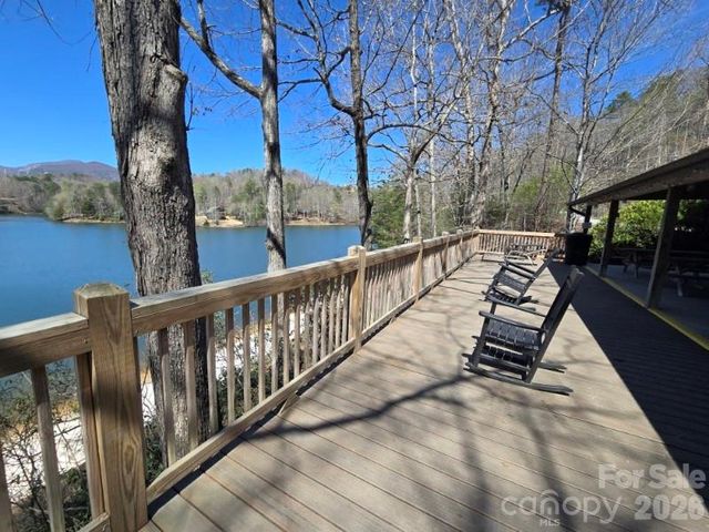 284 Oriole Drive, Lake Lure, NC 28746