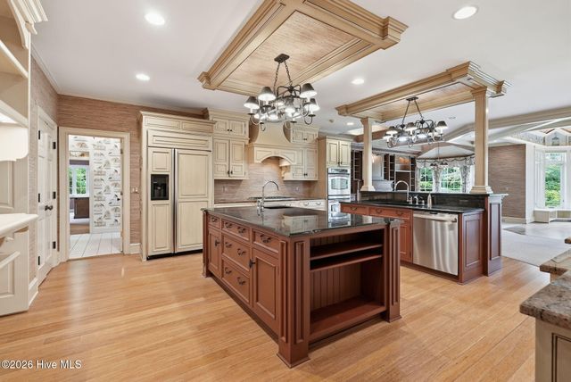 60 Lake Dornoch Drive, Pinehurst, NC 28374