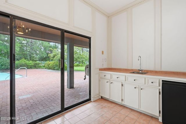 60 Lake Dornoch Drive, Pinehurst, NC 28374