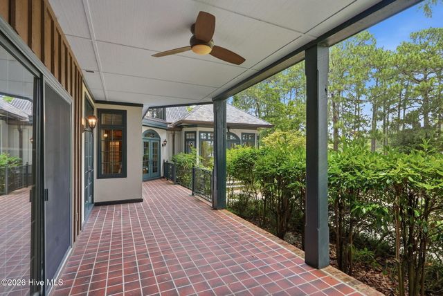 60 Lake Dornoch Drive, Pinehurst, NC 28374