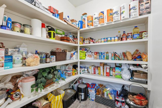 814 Atkins, Little Rock, AR 72211