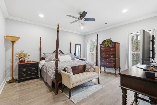 814 Atkins, Little Rock, AR 72211