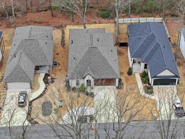 814 Atkins, Little Rock, AR 72211