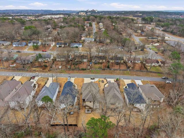 814 Atkins, Little Rock, AR 72211