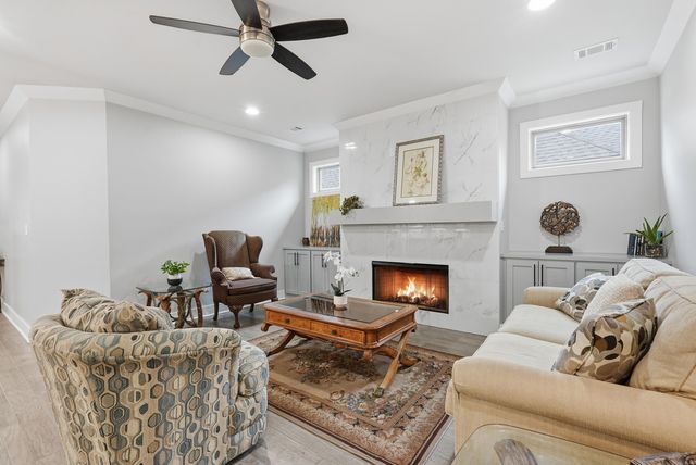 814 Atkins, Little Rock, AR 72211