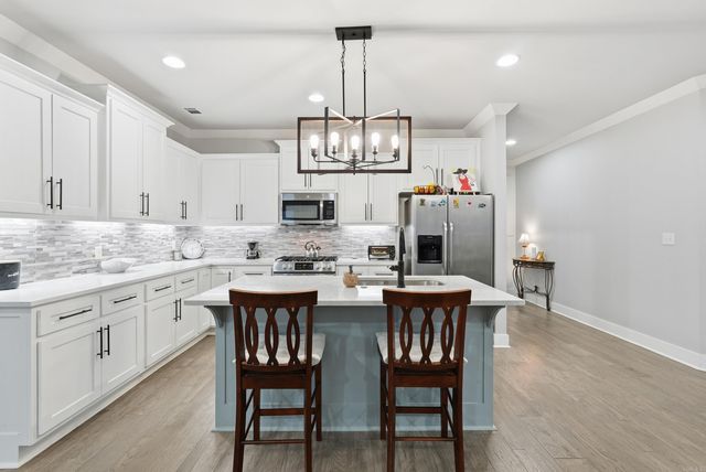 814 Atkins, Little Rock, AR 72211