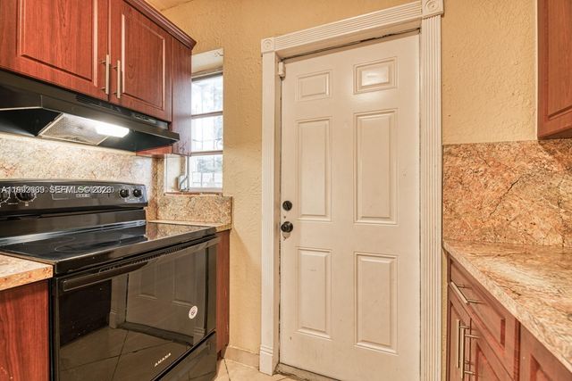 13005 NW 8th Ave 0, North Miami, FL 33168