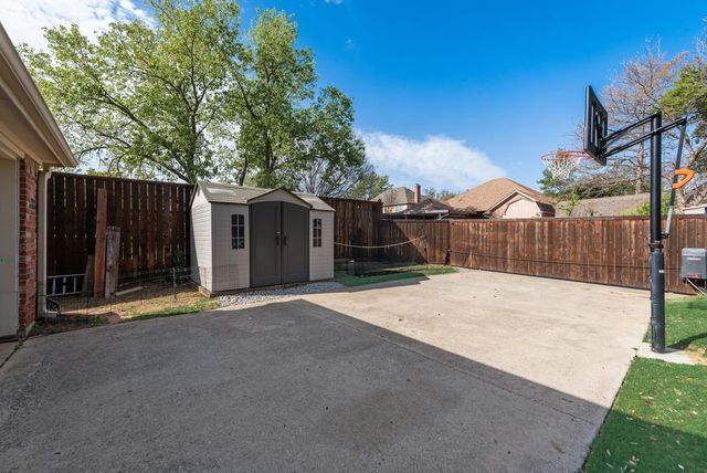 1908 Campfire Court, Lewisville, TX 75067