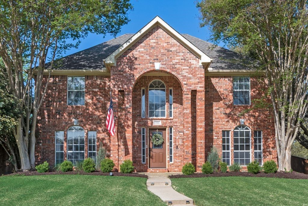 1908 Campfire Court, Lewisville, TX 75067