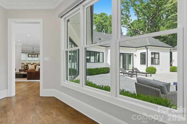 400 Glen Oaks Road, Charlotte, NC 28270