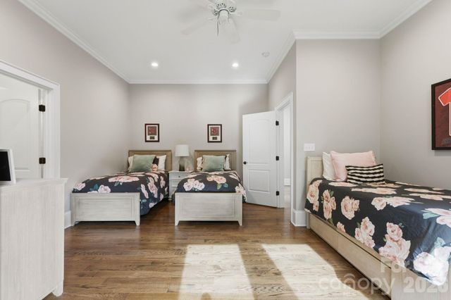 400 Glen Oaks Road, Charlotte, NC 28270