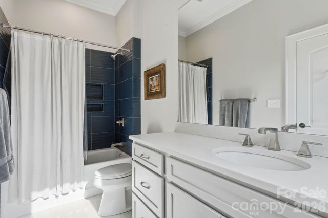 400 Glen Oaks Road, Charlotte, NC 28270