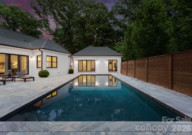 400 Glen Oaks Road, Charlotte, NC 28270