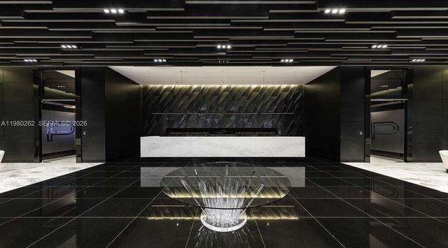 851 NE 1st Ave 3402, Miami, FL 33132