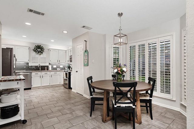 2619 Knollbrook Lane, Spring, TX 77373