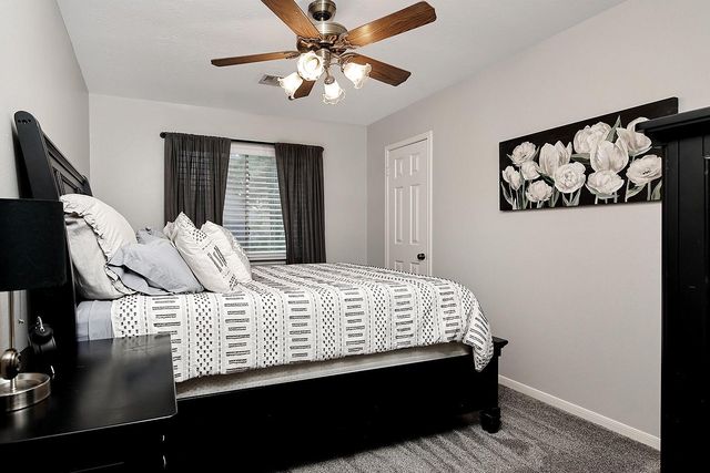 2619 Knollbrook Lane, Spring, TX 77373