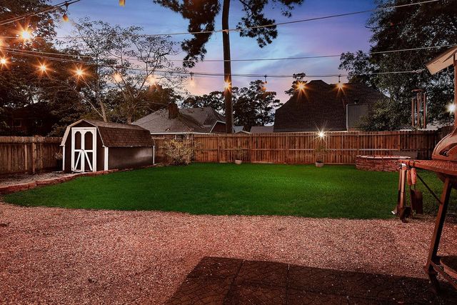 2619 Knollbrook Lane, Spring, TX 77373