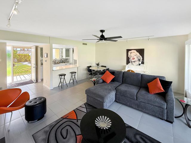 1881 S Araby Drive 16, Palm Springs, CA 92264