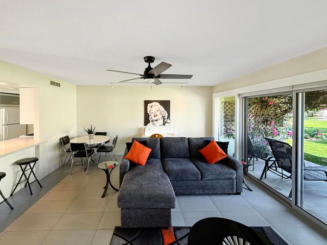 1881 S Araby Drive 16, Palm Springs, CA 92264