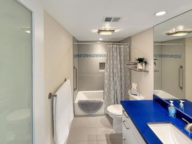 1881 S Araby Drive 16, Palm Springs, CA 92264