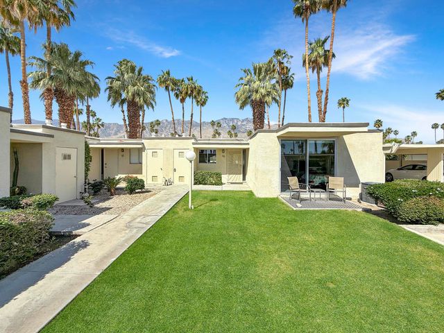 1881 S Araby Drive 16, Palm Springs, CA 92264