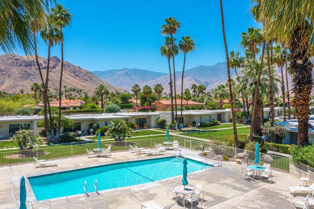 1881 S Araby Drive 16, Palm Springs, CA 92264