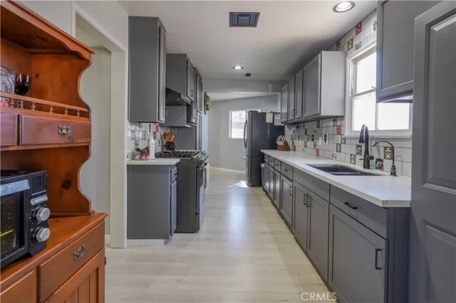 1223 W 27th, San Bernardino, CA 92405