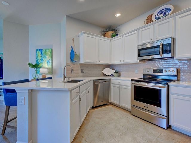 11993 TEMPEST HARBOR LOOP, Venice, FL 34292