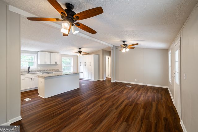 128 Placid Cove Drive, Hartwell, GA 30643