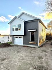 250 Fountain Avenue, Johnston, RI 02919