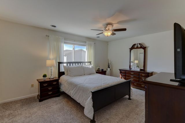 9902 Parkway Drive, Highland, IN 46322