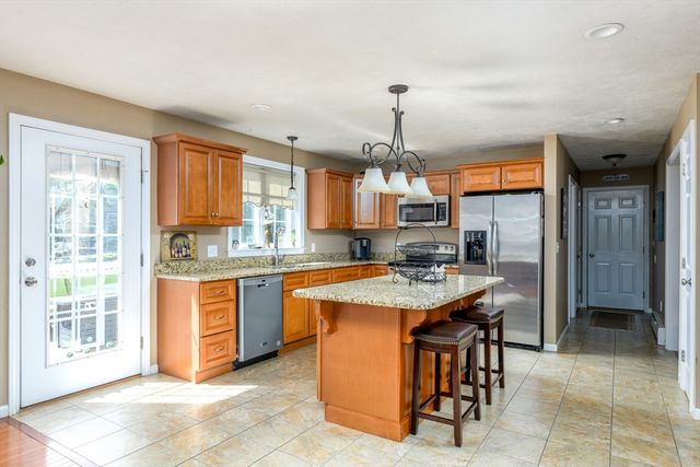 248 Pleasantdale Road, Rutland, MA 01543