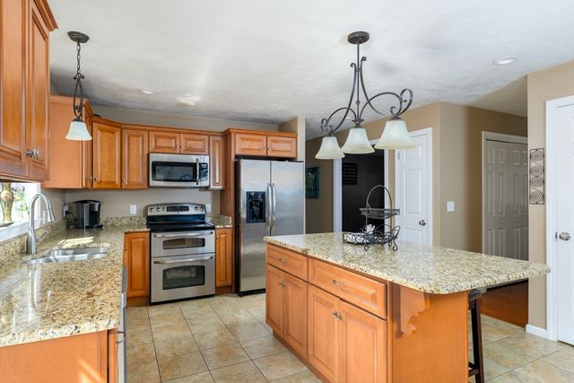 248 Pleasantdale Road, Rutland, MA 01543