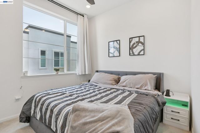 2870 Derbyline Ln, Alameda, CA 94501