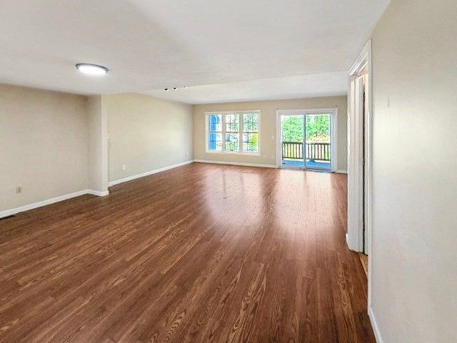 27 Heritage Dr 27, Northbridge, MA 01588