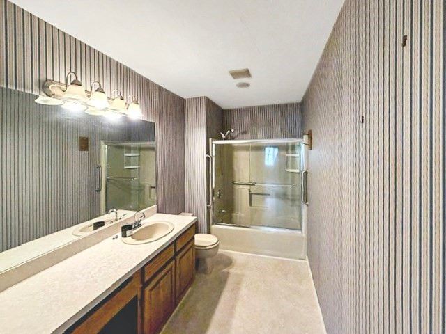 27 Heritage Dr 27, Northbridge, MA 01588