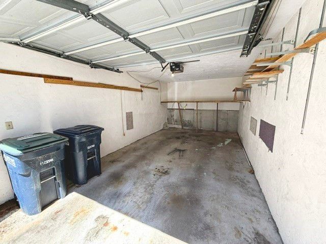 27 Heritage Dr 27, Northbridge, MA 01588