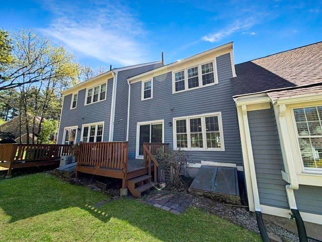 27 Heritage Dr 27, Northbridge, MA 01588