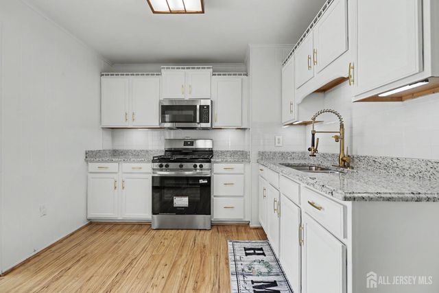 37 glen Court, North Plainfield, NJ 07063