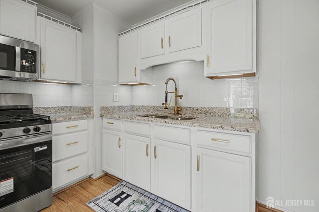 37 glen Court, North Plainfield, NJ 07063