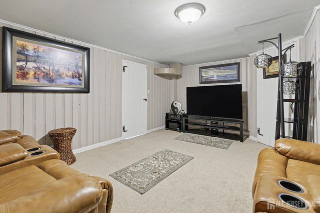 37 glen Court, North Plainfield, NJ 07063