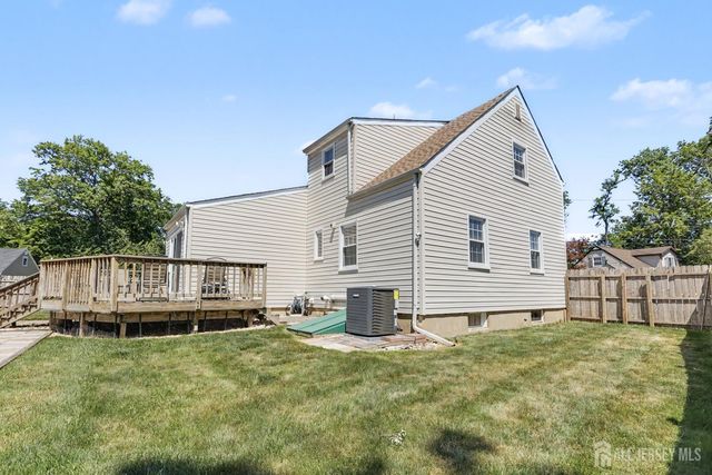 37 glen Court, North Plainfield, NJ 07063