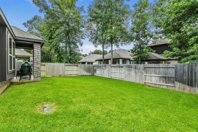 331 Great Hills Drive, Montgomery, TX 77316